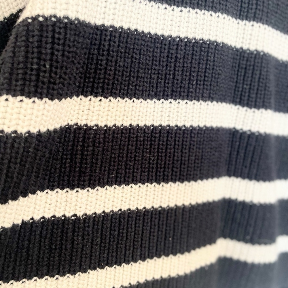 H&M Black White Knit Cotton Sweater Size Large Minimalist Chic - Picture 3 of 8